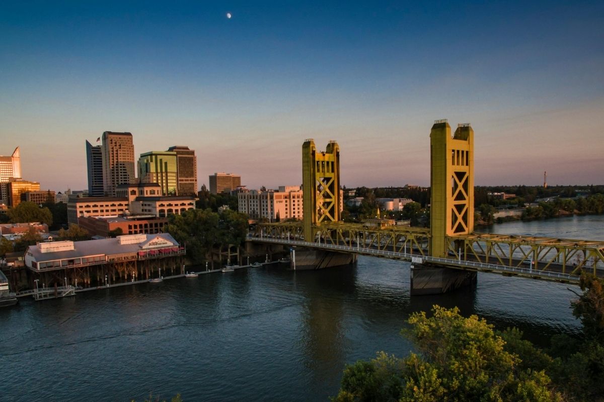 Sacramento Tower Bridge for the Building Bridges Policy Summit